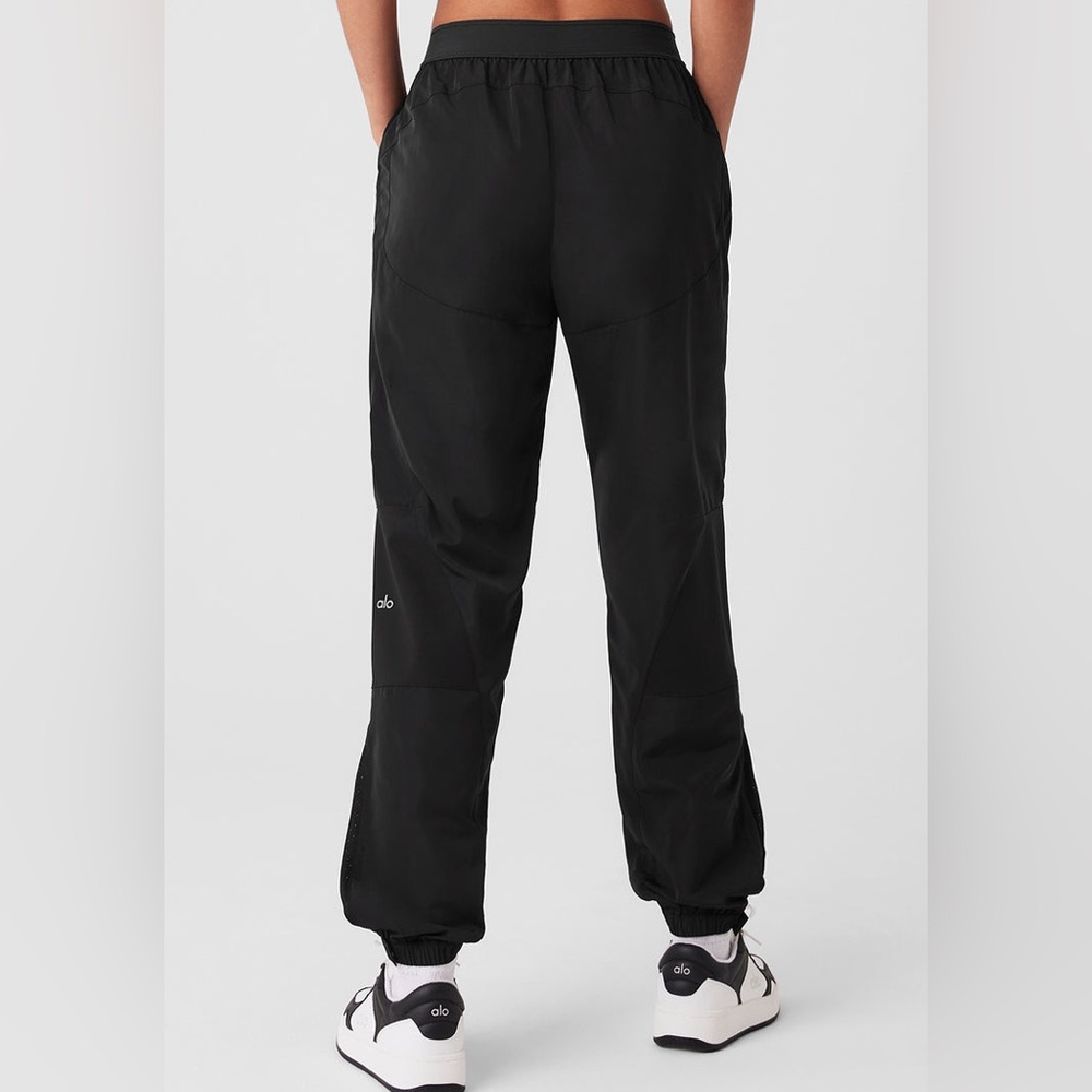 Alo Women’s Mixed Media Reinvention Jogger